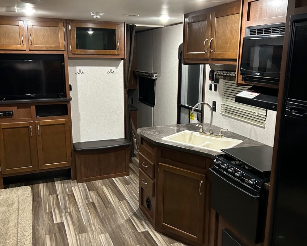 2017 Jayco Jay Flight SLX Travel Trailer for rent in Simsbury Connecticut