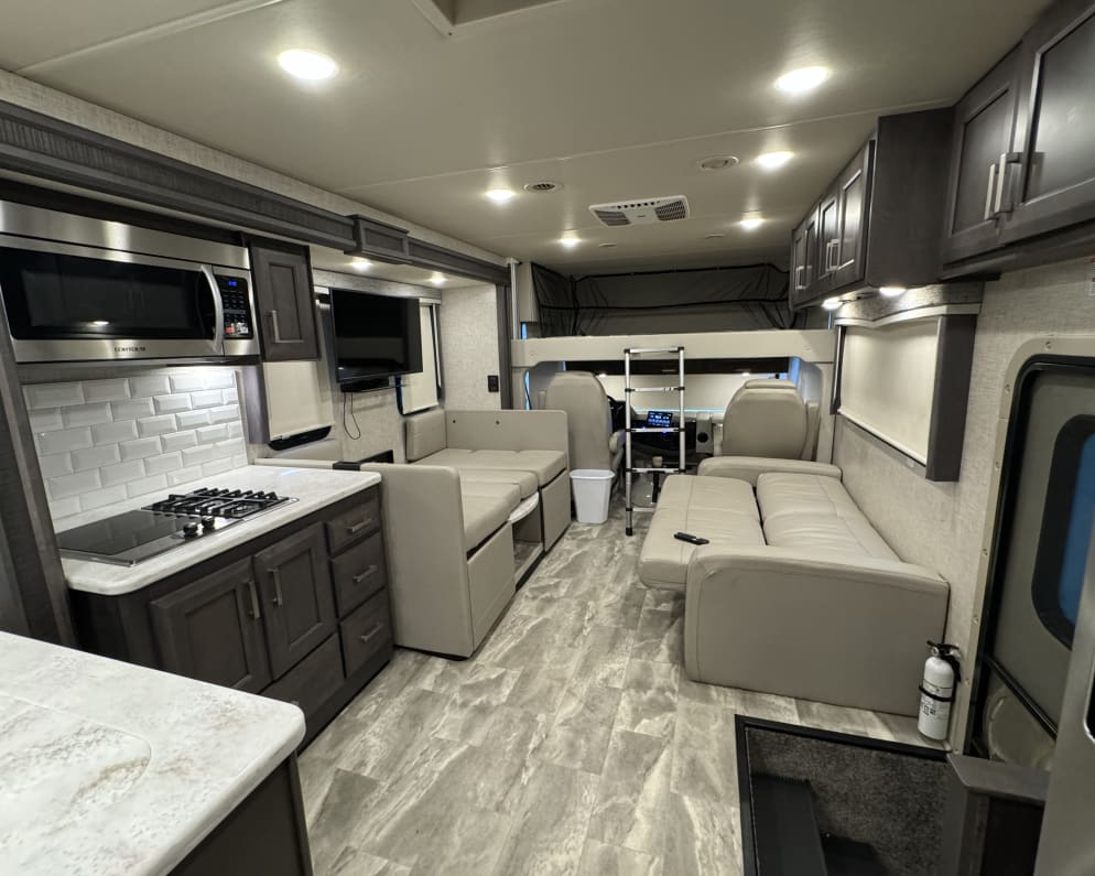 2023 Thor Motor Coach CHALLENGER 37DS Class A for rent in Oxnard California