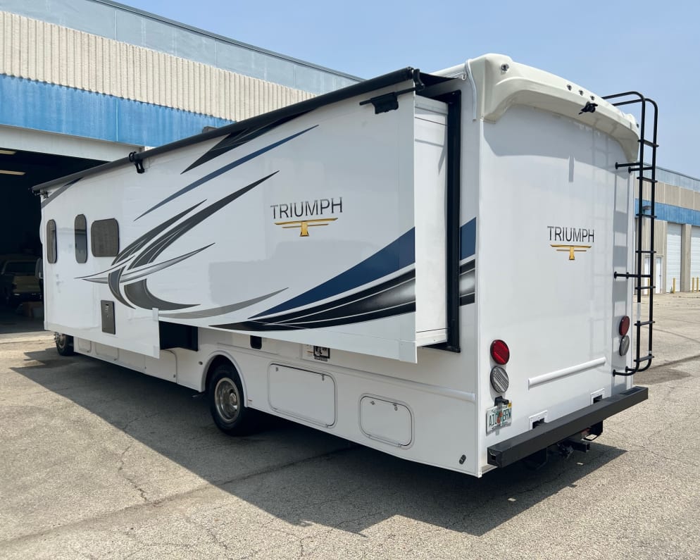 2023 Nexus RV Triumph Class C for rent in Houston Texas