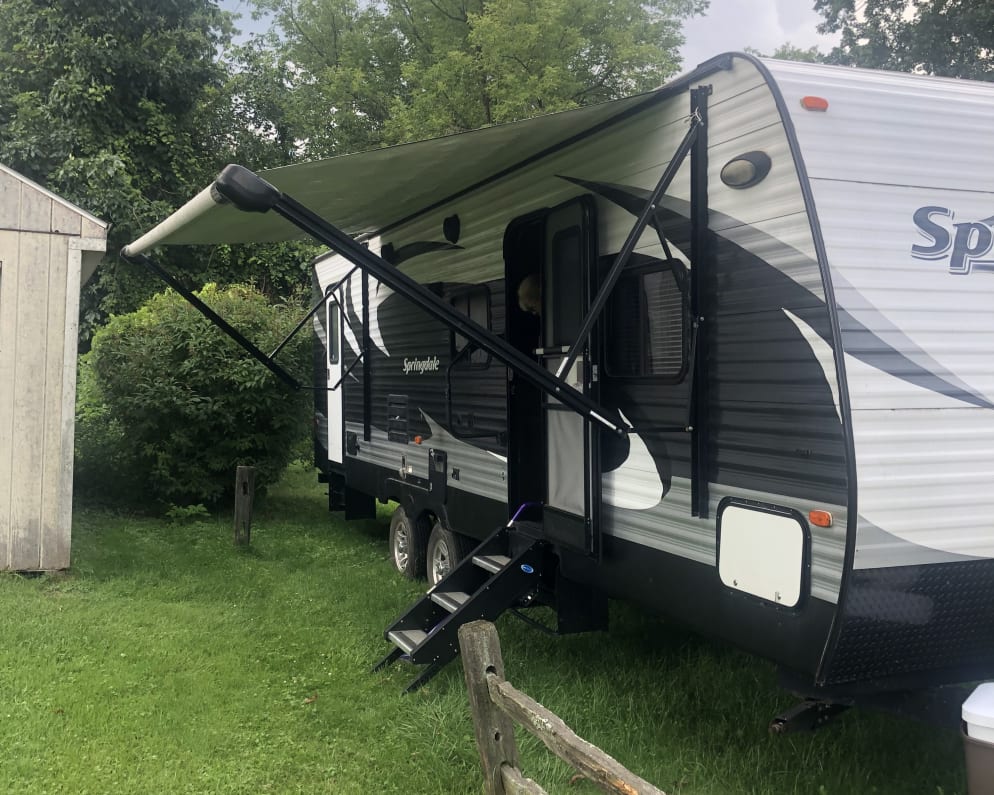 2017 Springdale  by Keystone RV for rent in 49302