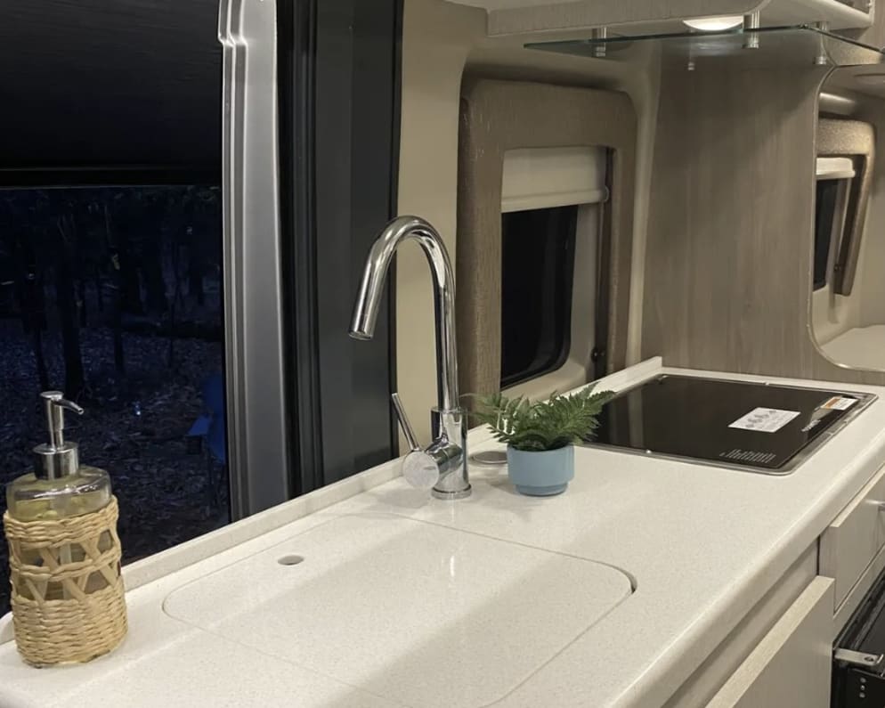2022 Thor Tellaro Class B for rent in Nashville Tennessee