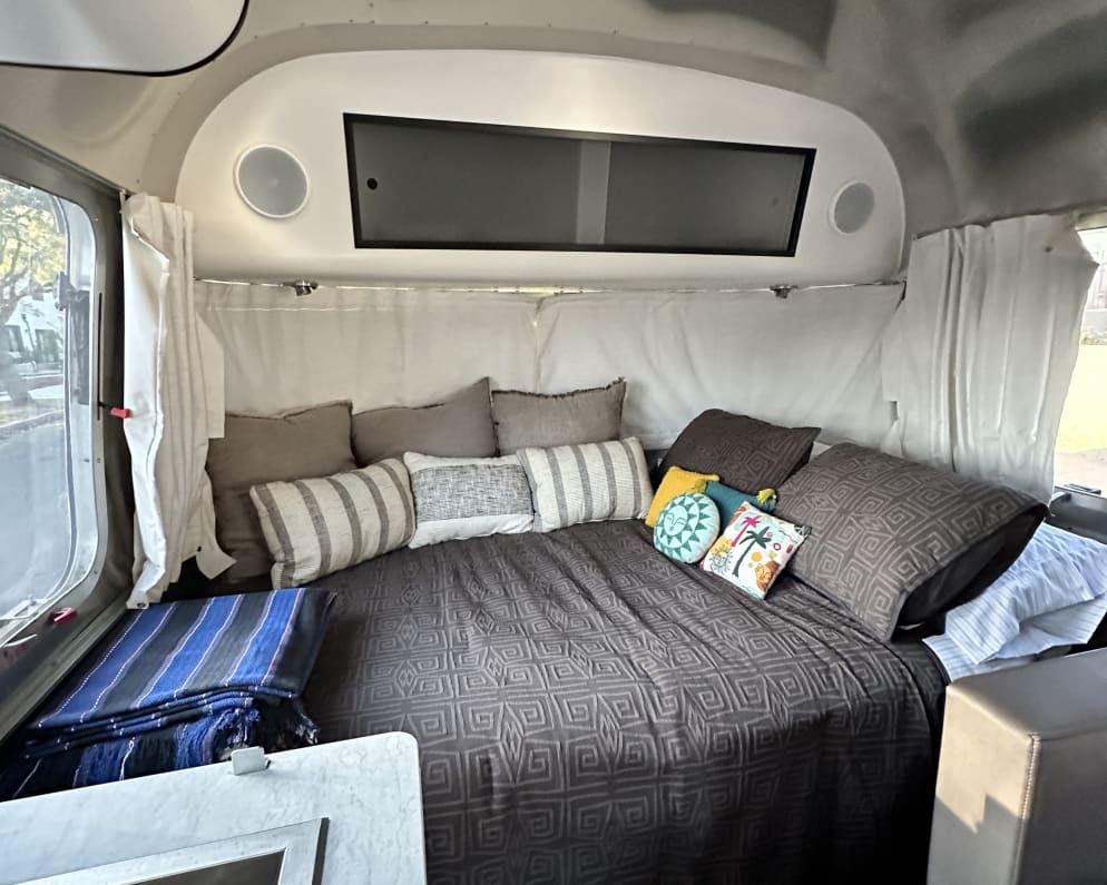 2021 Airstream Caraval Travel Trailer for rent in Los angeles California
