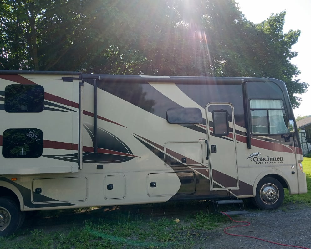 2018 Coachmen Mirada  by Forest River for rent in 17747