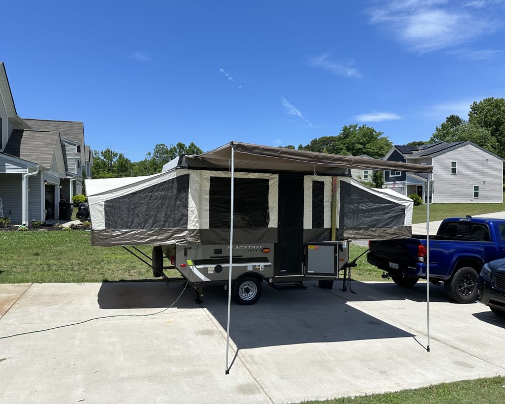 Popup Trailer RV for Rent in Rockwell, North Carolina