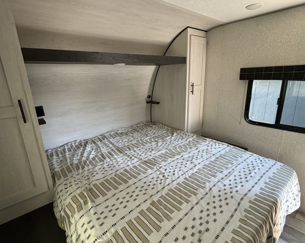 Travel Trailer RV for Rent in Prineville, Oregon