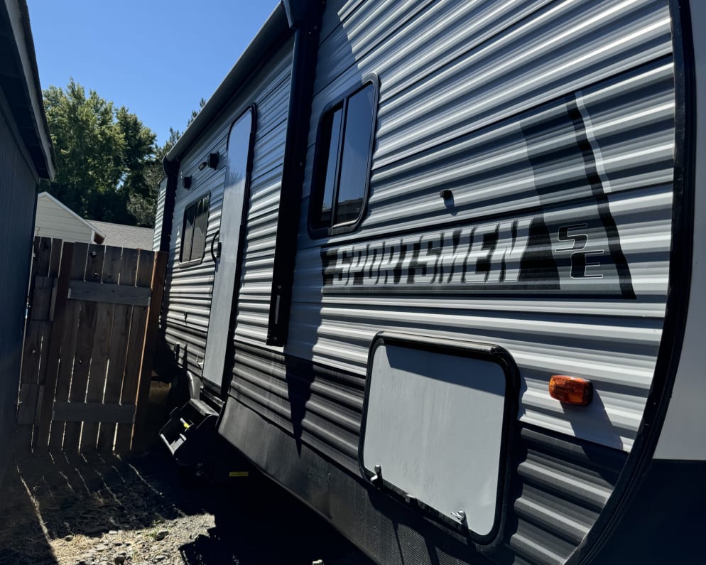 Travel Trailer RV for Rent in Prineville, Oregon