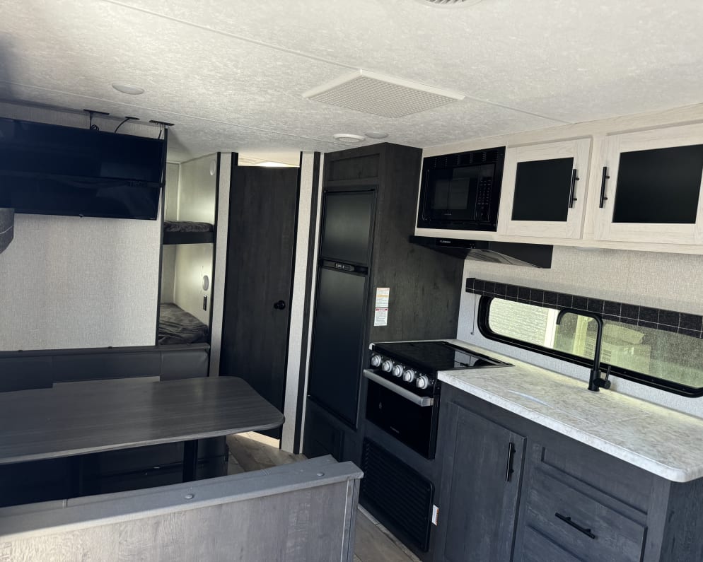 Travel Trailer RV for Rent in Prineville, Oregon