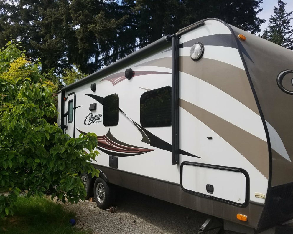 2015 Cougar  by Keystone RV for rent in 99301-8557