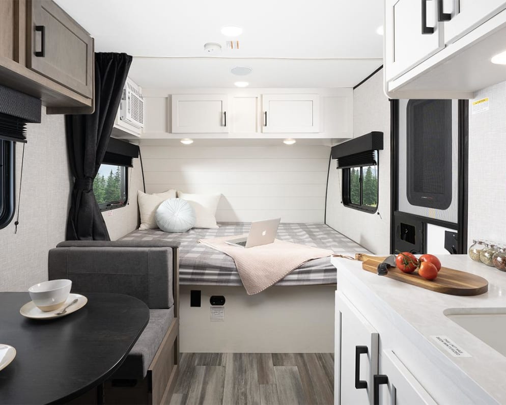 2024 Jayco Jay Flight SLX