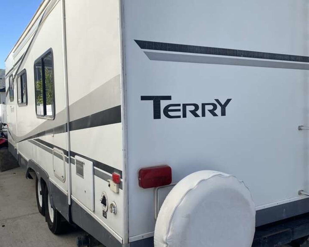 Travel Trailer RV for Rent in Eagle Mountain, Utah