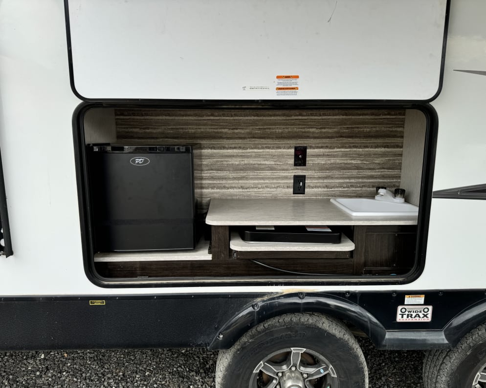 Travel Trailer RV for Rent in Royal City, Washington