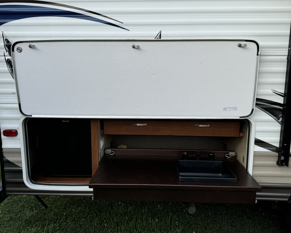 Travel Trailer RV for Rent in Gallipolis Ferry, West Virginia