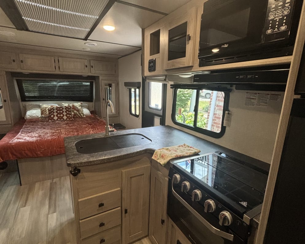 2023 Northern Spirit 2146 BHX  by Coachmen for rent in 37064