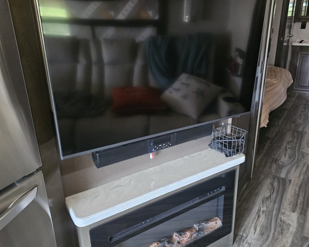 2022 GT7  by Georgetown for rent in 35613