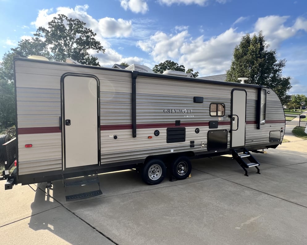 2019 Forest River Cherokee Grey Wolf