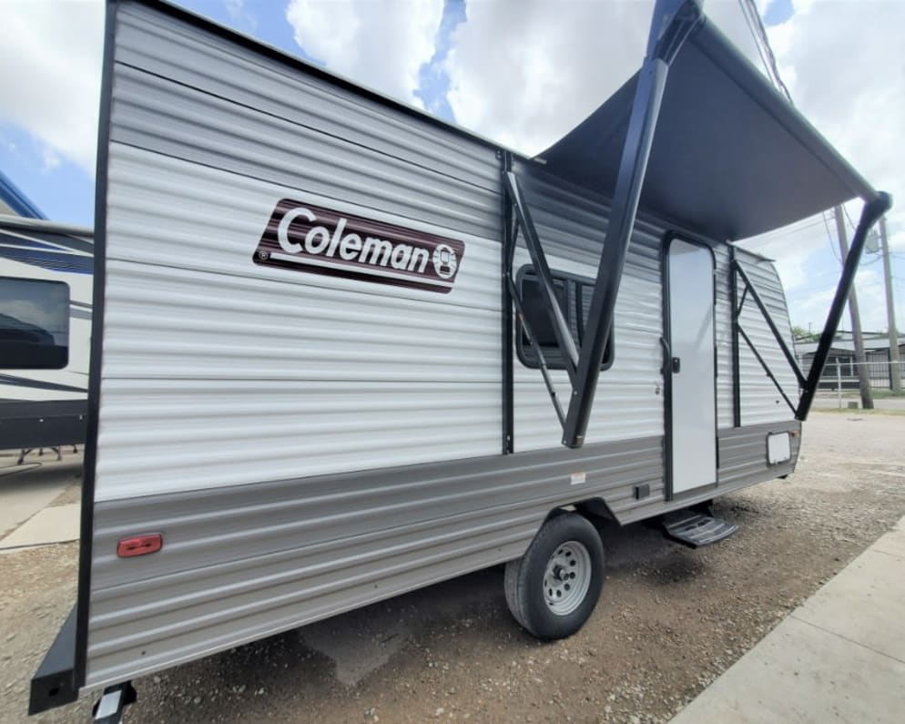 2024 Dutchmen Coleman Lantern LT Travel Trailer for rent in Wills Point Texas
