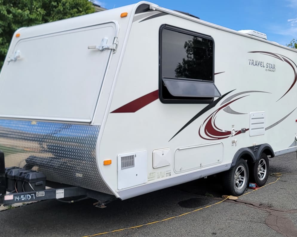 2014 Starcraft Travel Star available for rent in Commerce City Colorado