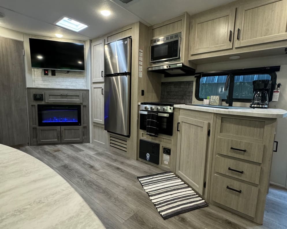 2024 Coachmen Catalina