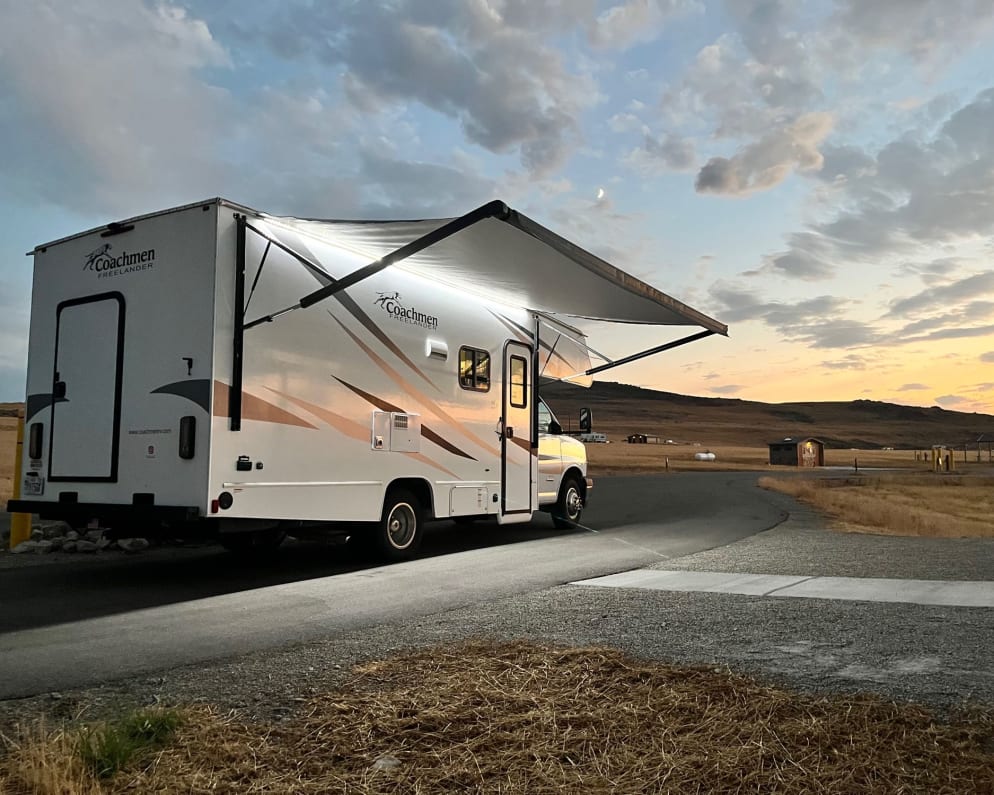 Class C RV for Rent in West Jordan, Utah