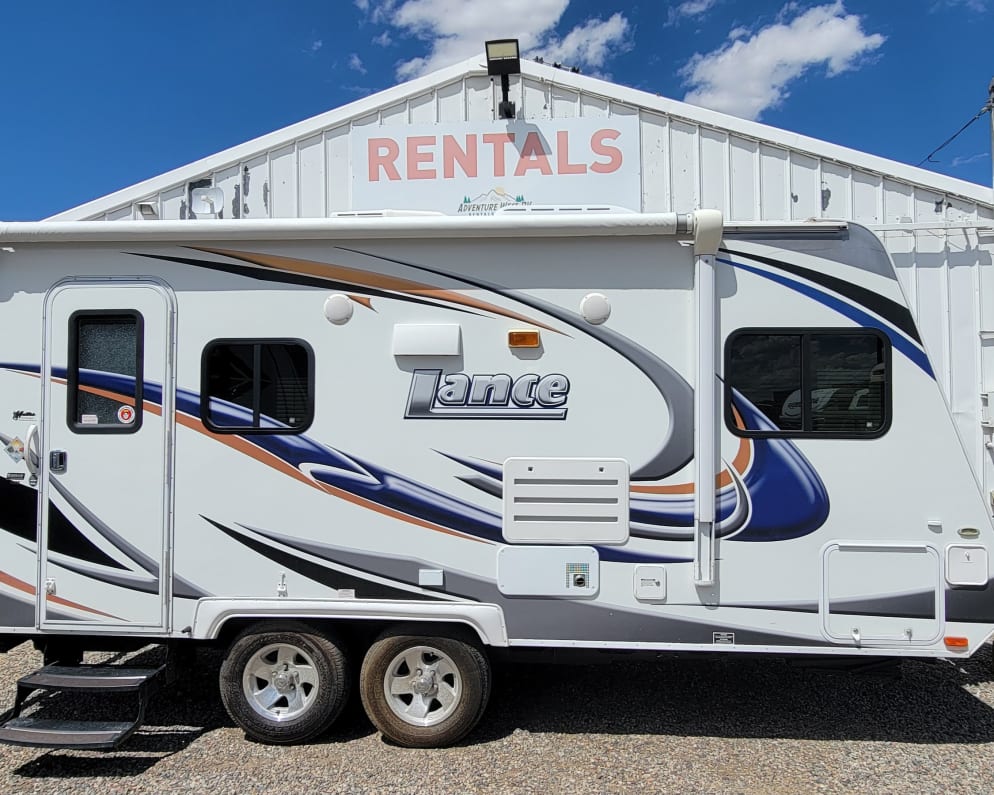2012 Lance 1685