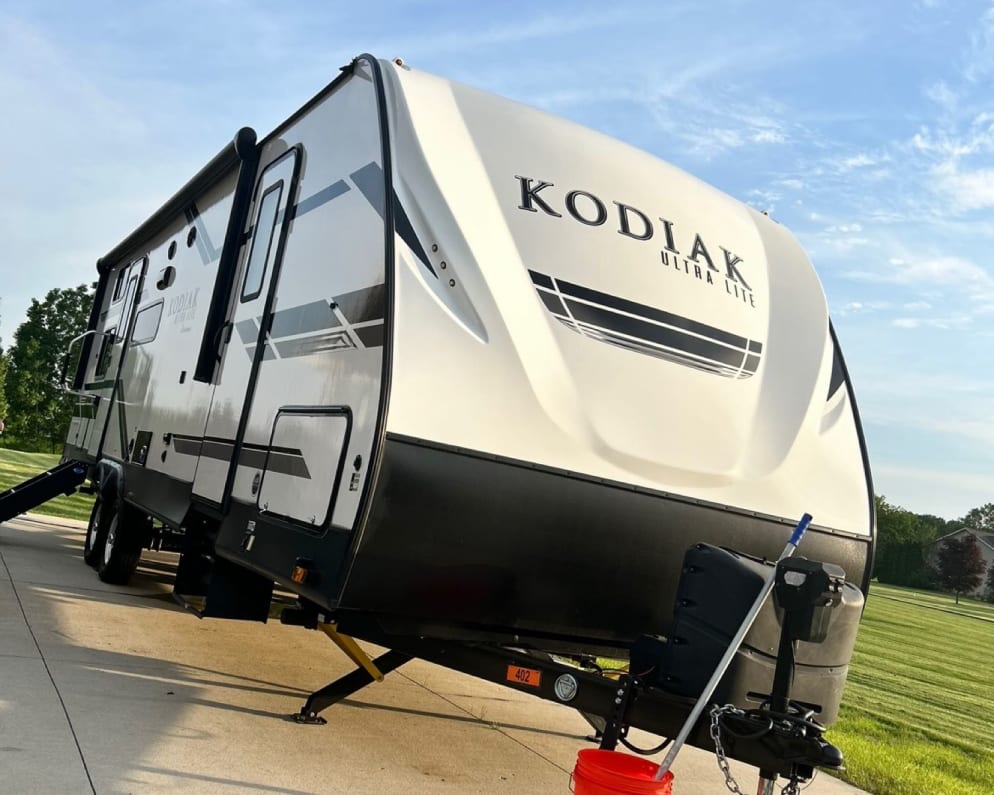 2021 Dutchmen Kodiak Travel Trailer for rent in Pinckney Michigan
