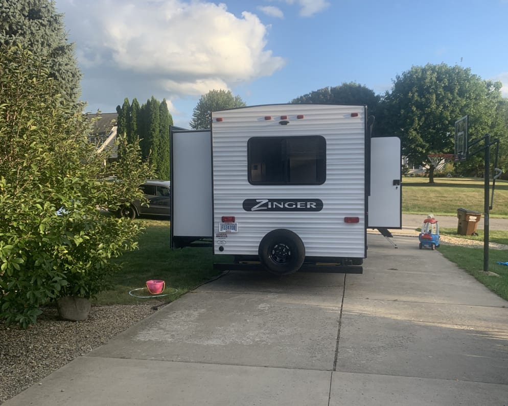 2021 Crossroads RV Zinger Travel Trailer for rent in Britton Michigan