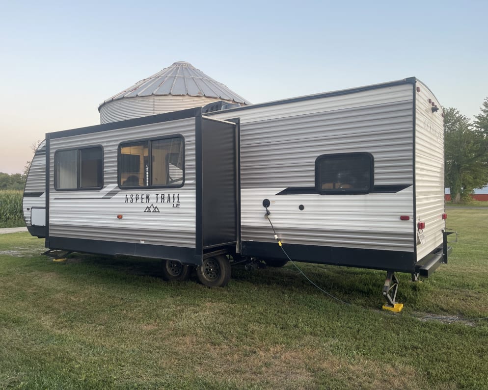 2021 Dutchmen Aspen Trail available for rent in South Bend Indiana