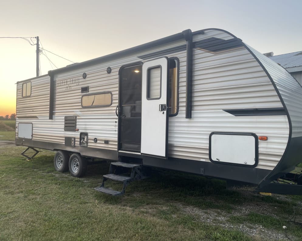 2021 Dutchmen Aspen Trail Travel Trailer for rent in South Bend Indiana