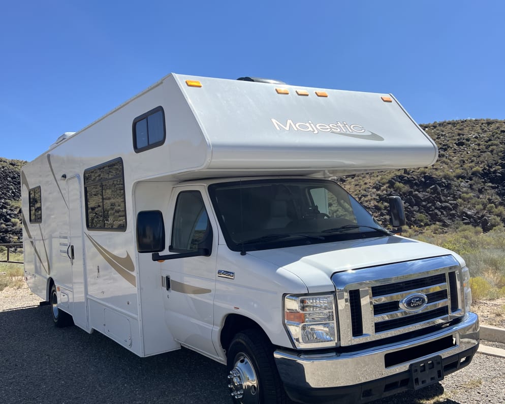 2019 Thor Majestic Class C for rent in Albuquerque New Mexico