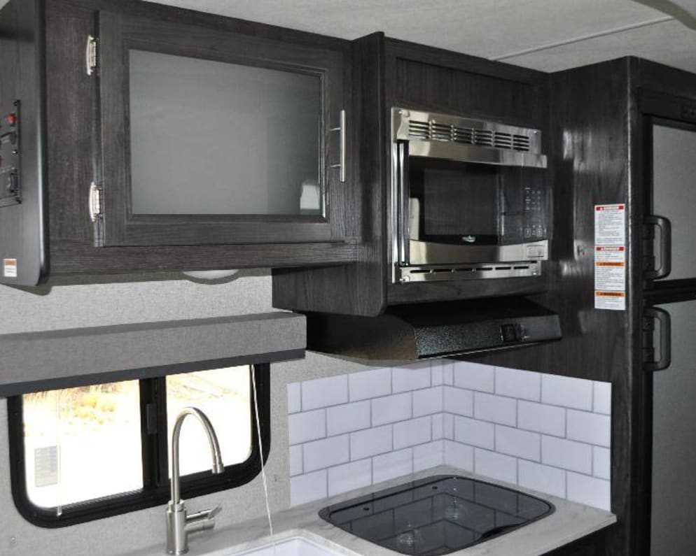 2018 Kodiak Cub  by Dutchmen for rent in 80534