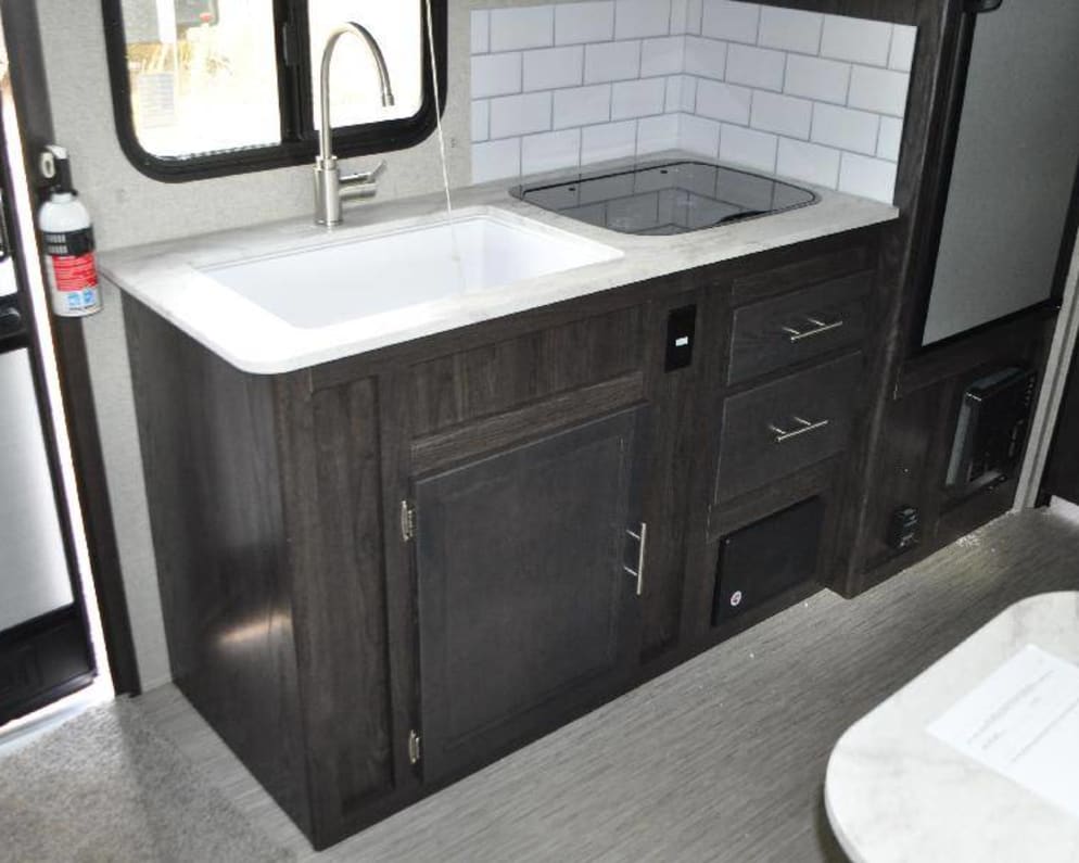 2018 Dutchmen Kodiak Cub Travel Trailer for rent in Johnstown Colorado