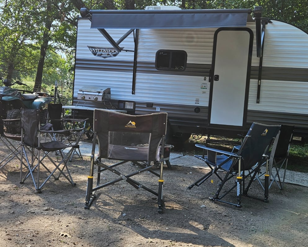 2025 Wildwood 174BHLE Travel Trailer for rent in Neosho Missouri