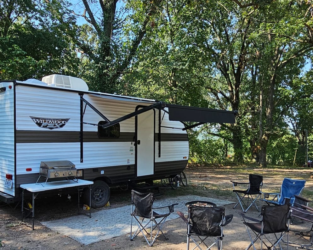 2025 Wildwood 174BHLE