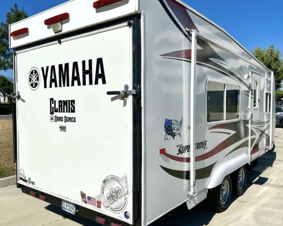 2009 Weekend Warrior 1800sxfk available for rent in Palmdale California