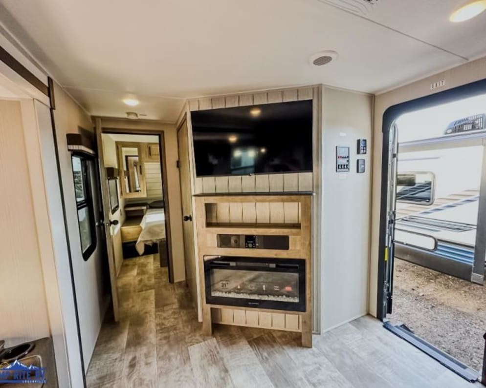 2024 Palomino Puma 32BH2B Travel Trailer for rent in Lake Buena Vista Florida