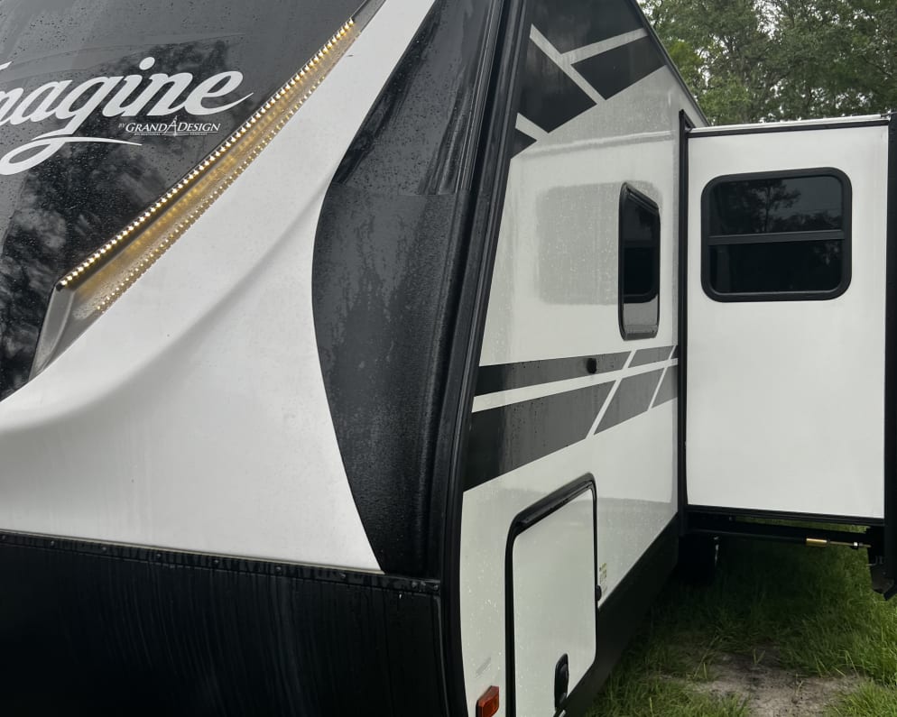 2022 Grand Design Imagine available for rent in Tavares Florida