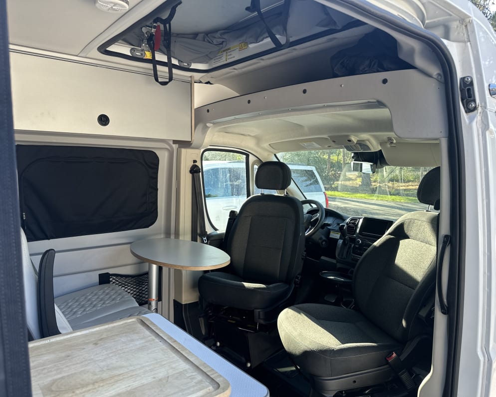 Class B RV for Rent in Silverton, Oregon