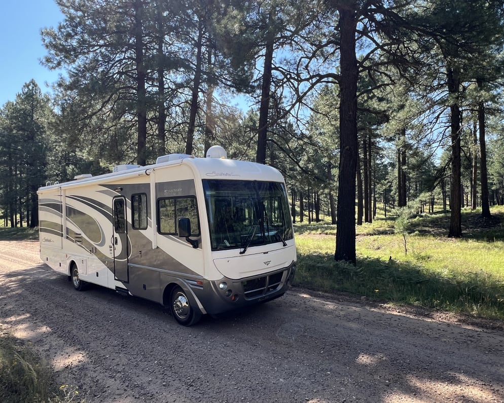 2006 Fleetwood Southwind 32VS available for rent in Queen Creek Arizona