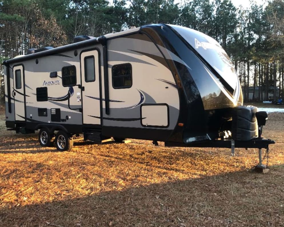 Travel Trailer RV for Rent in Darlington, South Carolina
