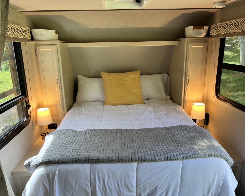 2019 Winnebago Micro Minnie 2306BHS available for rent in Johnson City Tennessee