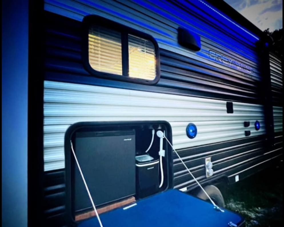 2020 Forest River Cherokee Grey Wolf Travel Trailer for rent in Lacey’s Spring Alabama