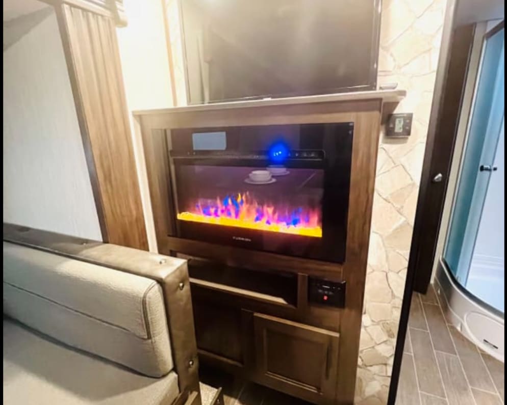 2020 Cherokee Grey Wolf  by Forest River for rent in 35754