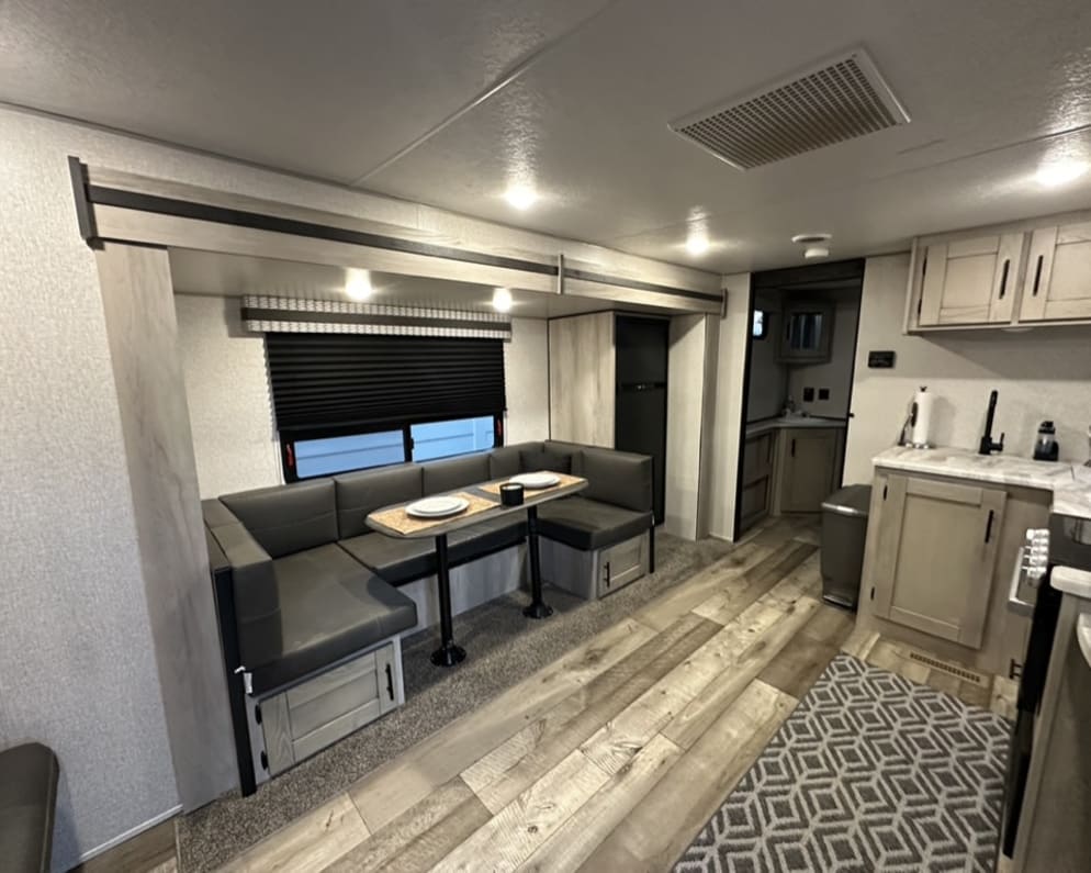 2022 Connect SE available for rent in Murrieta California