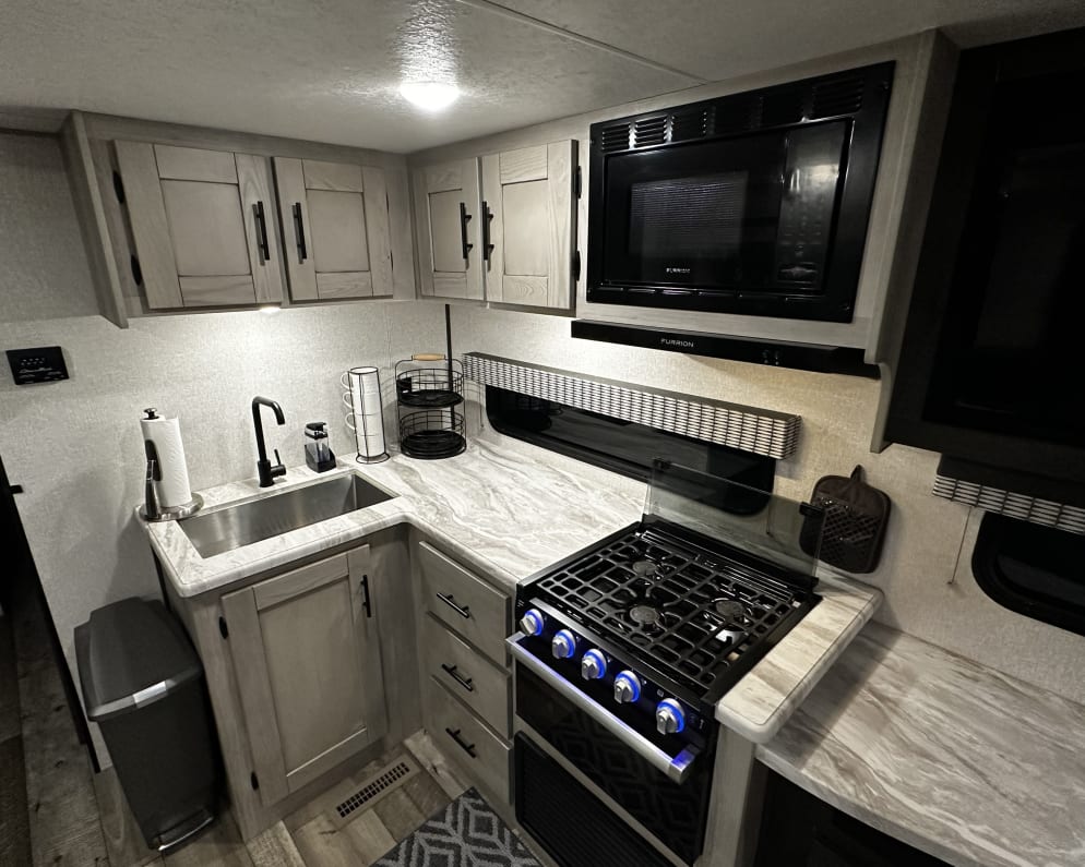 2022 Connect SE Travel Trailer for rent in Murrieta California