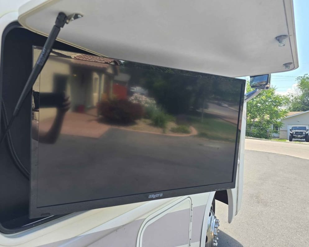 2018 Thor A.C.E. Class A for rent in Windsor Colorado