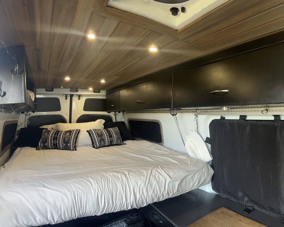 2016 Freightliner Sprinter available for rent in Portland Oregon