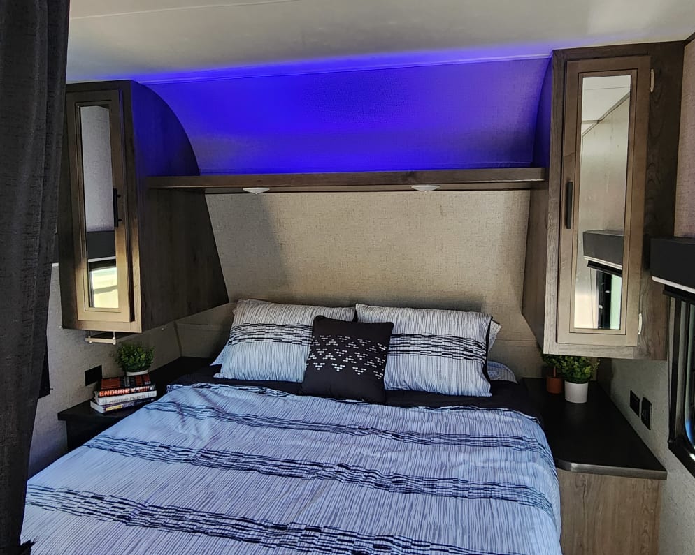 2020 Jayco Jay Flight SLX Rocky Mountain Edition available for rent in Adelanto California