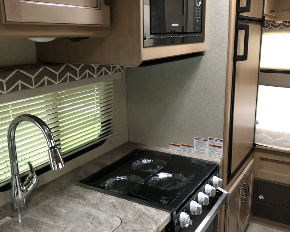 2020 Thor Daybreak Class C for rent in Mount Holly North Carolina