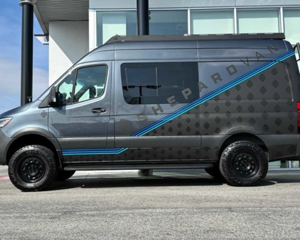 2020 Mercedes-Benz Sprinter Class B for rent in Los Angeles California