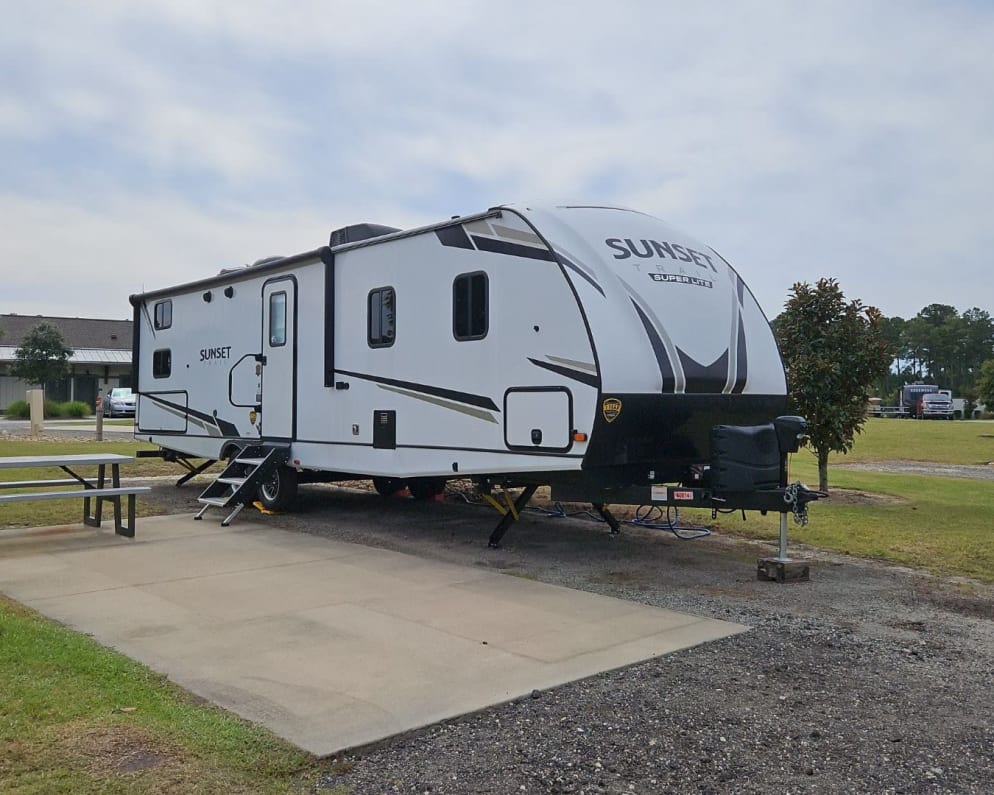 2022 Crossroads Sunset Trail Super Lite available for rent in Myrtle Beach South Carolina